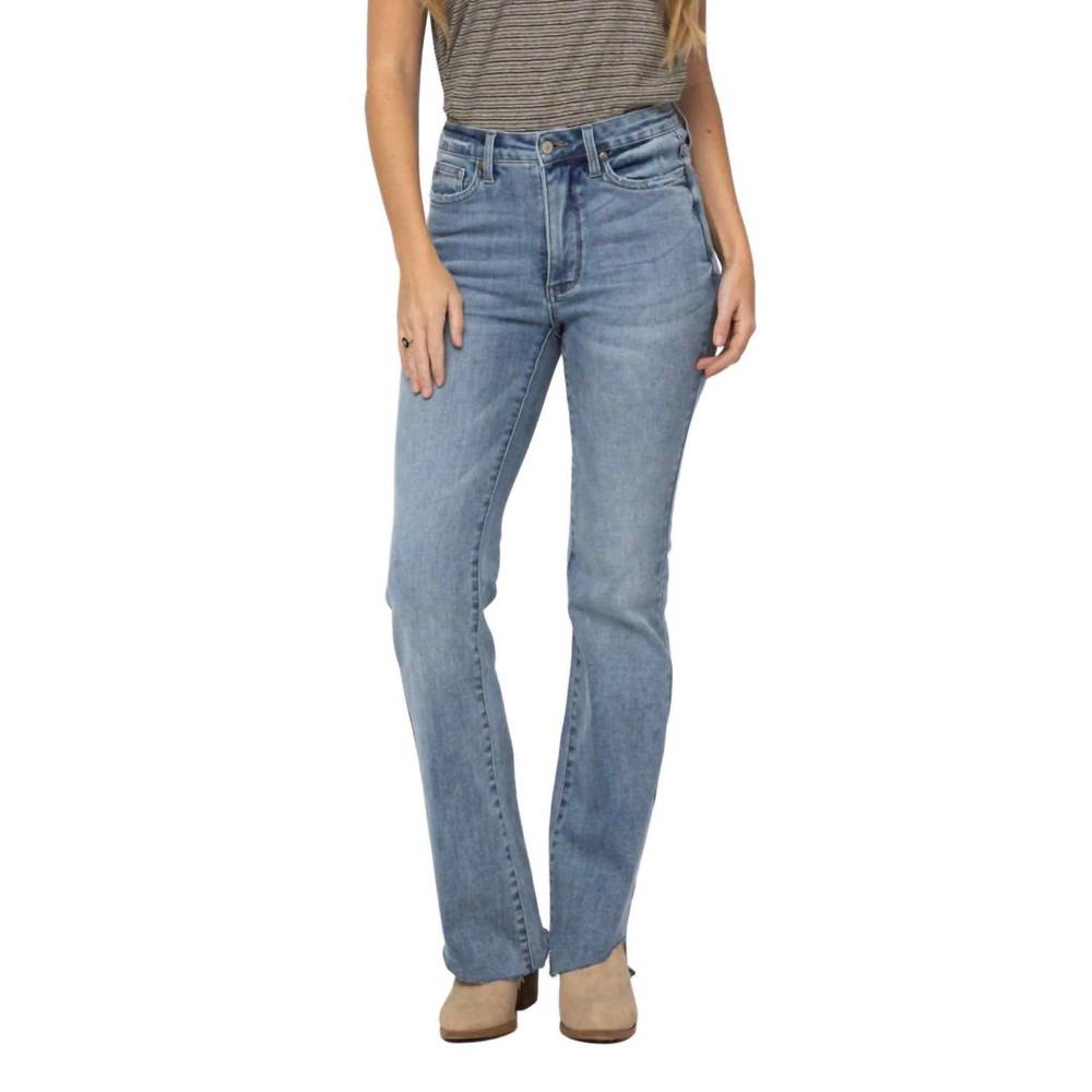 USED. JUDY BLUE tummy control slim bootcut jean in light wash